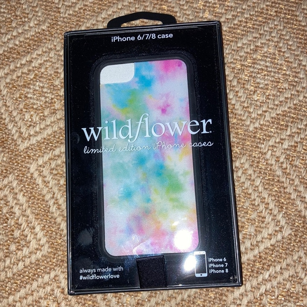 Wildflower phone case NWT